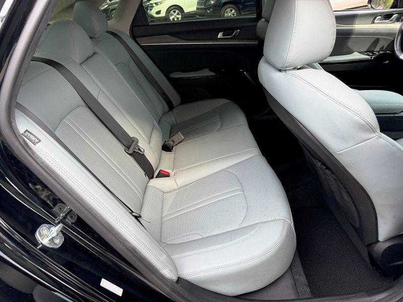 2022 Kia K5 EX - Photo 15