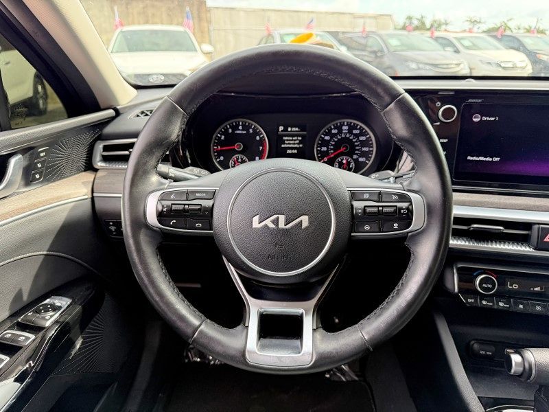 2022 Kia K5 EX - Photo 19
