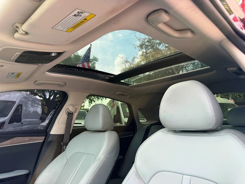 2022 Kia K5 EX - Photo 20