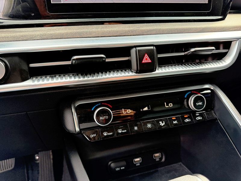 2022 Kia K5 EX - Photo 25
