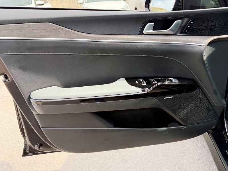 2022 Kia K5 EX - Photo 33