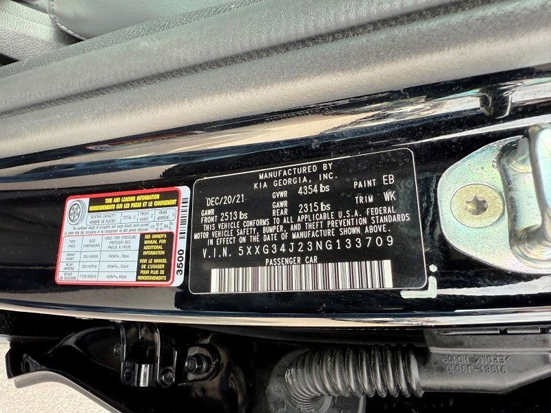 2022 Kia K5 EX - Photo 37