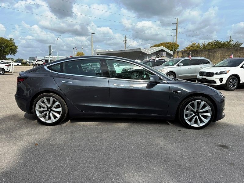 2018 Tesla Model 3 Mid Range photo 4