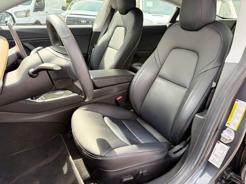 2018 Tesla Model 3 Mid Range photo 14