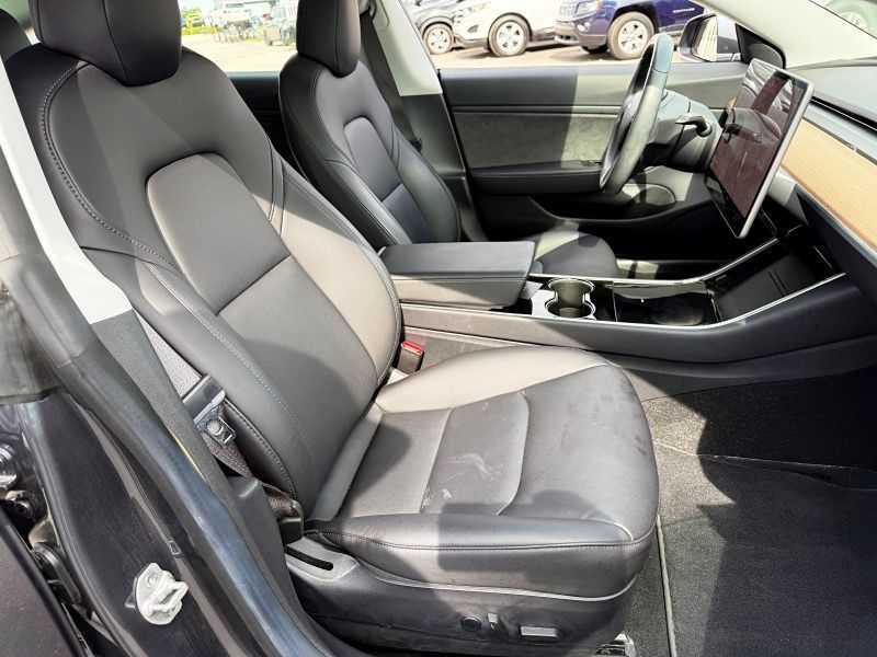 2018 Tesla Model 3 Mid Range photo 17