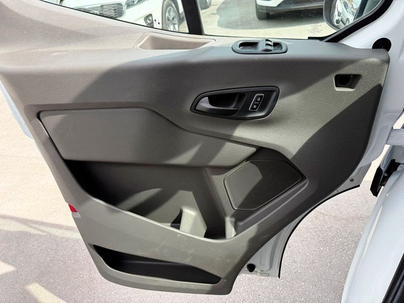 2023 Ford Transit Cargo Van photo 24