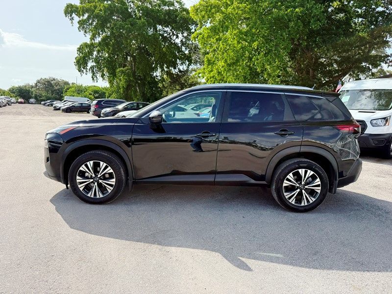2022 Nissan Rogue SV - Photo 8