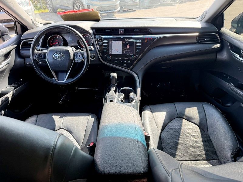 2019 Toyota Camry XSE - Photo 18