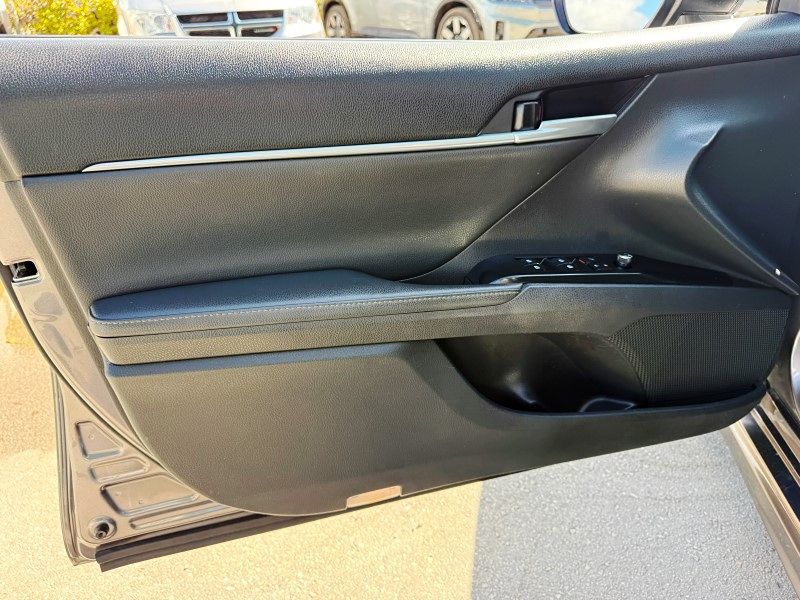 2019 Toyota Camry XSE - Photo 32