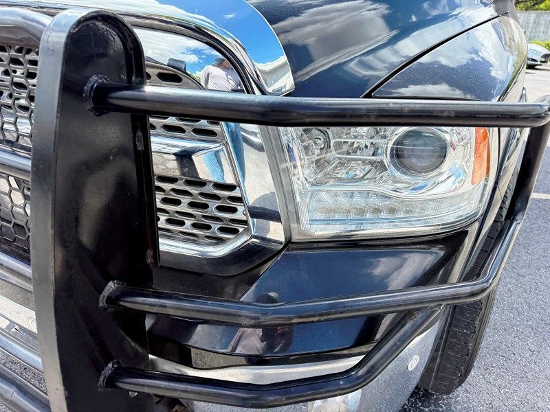 2018 Ram 1500 Laramie photo 8