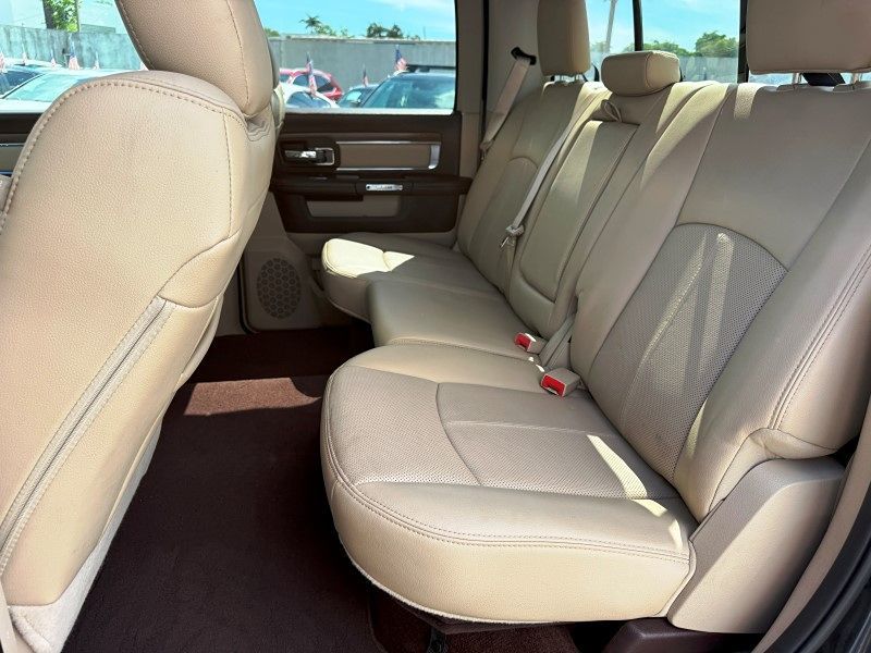 2018 Ram 1500 Laramie photo 11