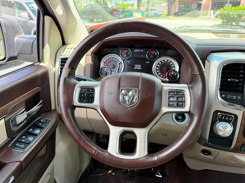 2018 Ram 1500 Laramie photo 16