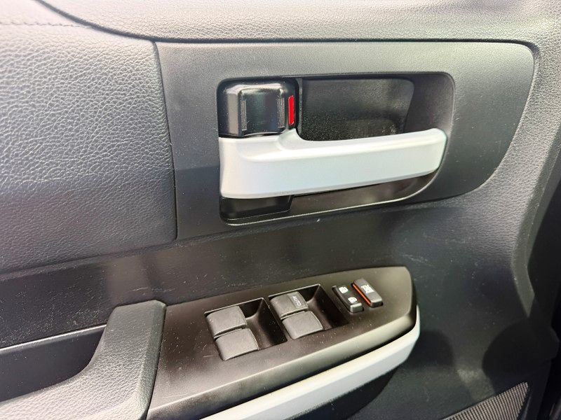 2021 Toyota Tundra SR5 Grade photo 25