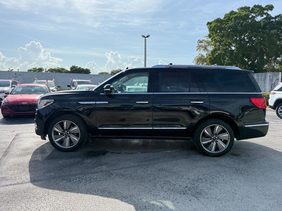 2018 Lincoln Navigator Select photo 8