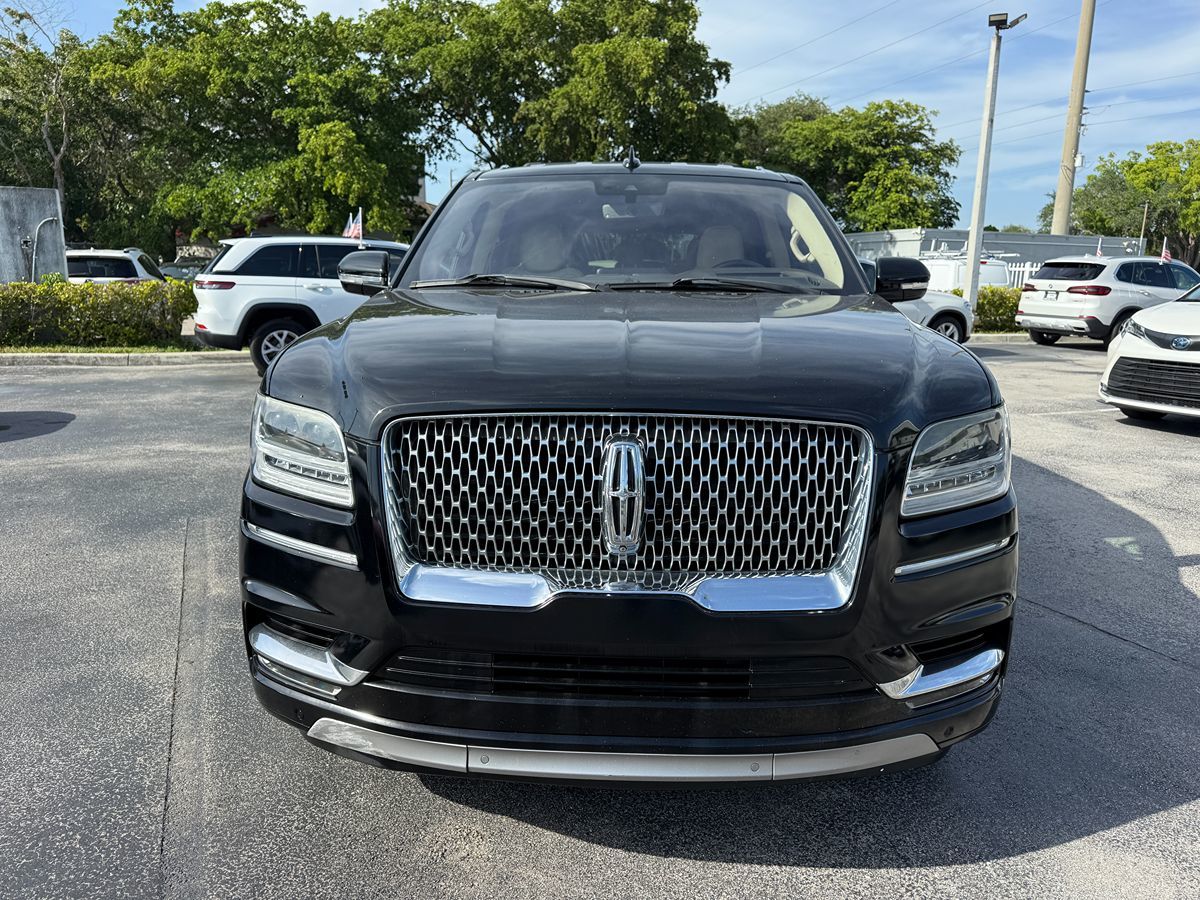 2018 Lincoln Navigator Select photo 10