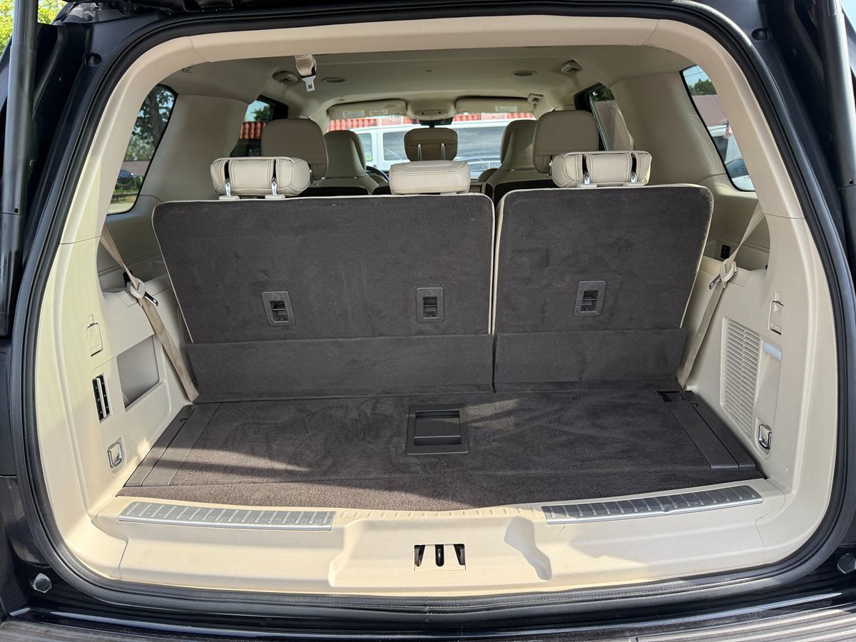 2018 Lincoln Navigator Select photo 31