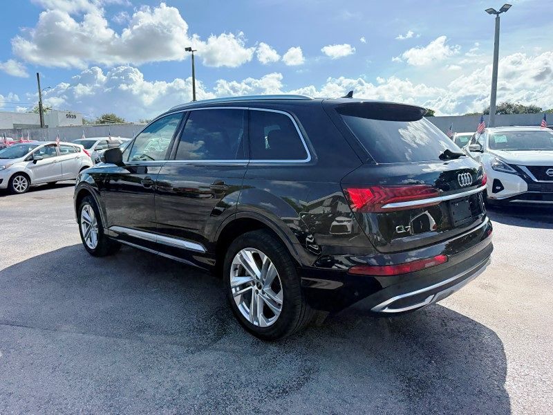 2021 Audi Q7 Premium Plus photo 6