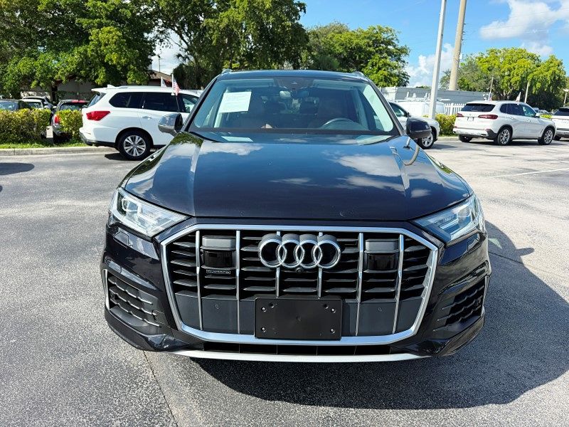 2021 Audi Q7 Premium Plus photo 9