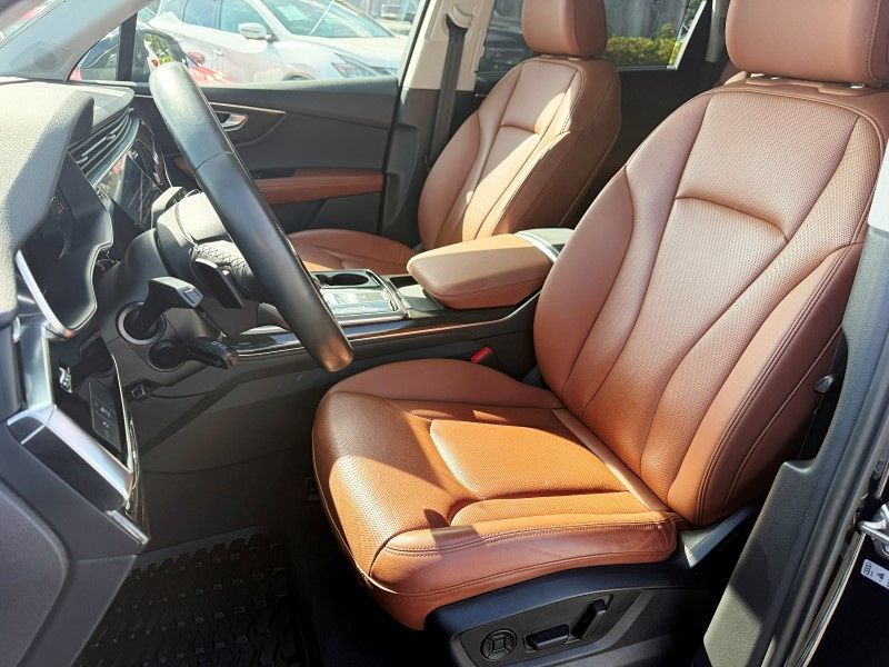 2021 Audi Q7 Premium Plus photo 12