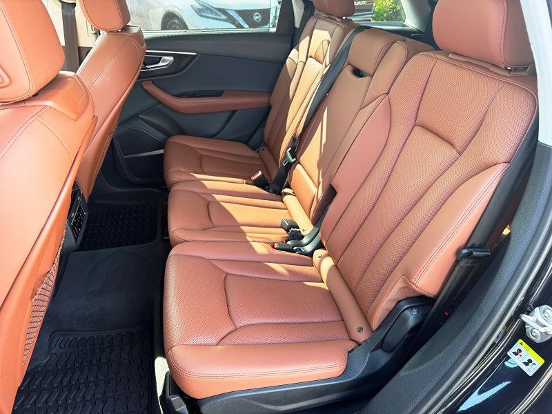 2021 Audi Q7 Premium Plus photo 13