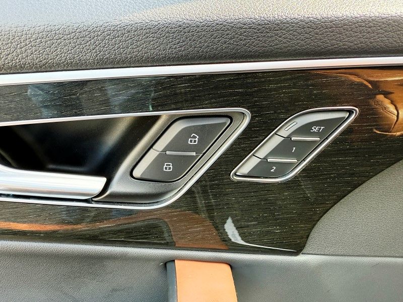 2021 Audi Q7 Premium Plus photo 30