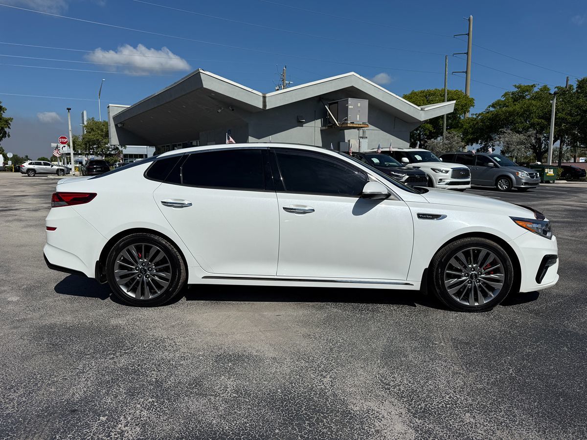 2019 Kia Optima SX Limited photo 4