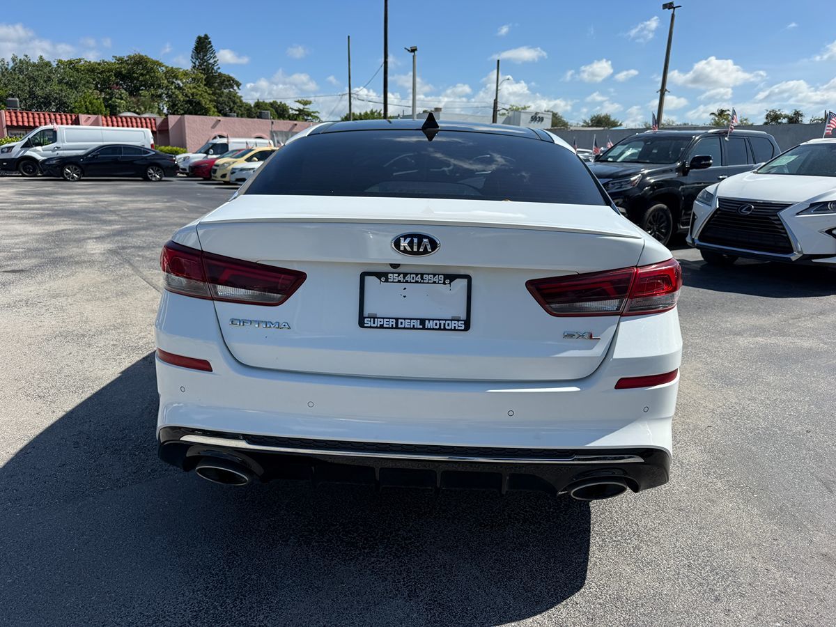 2019 Kia Optima SX Limited photo 6
