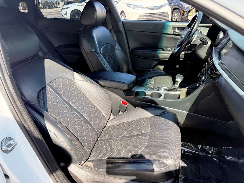 2019 Kia Optima SX Limited photo 16