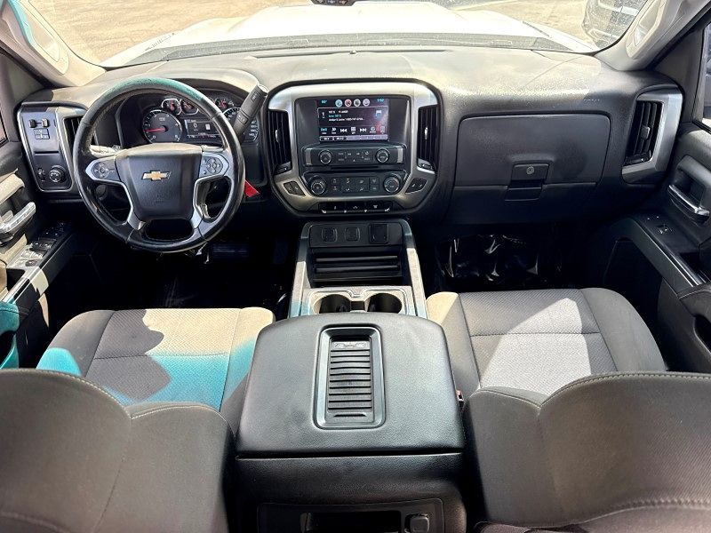 2017 Chevrolet Silverado 3500HD LT photo 18