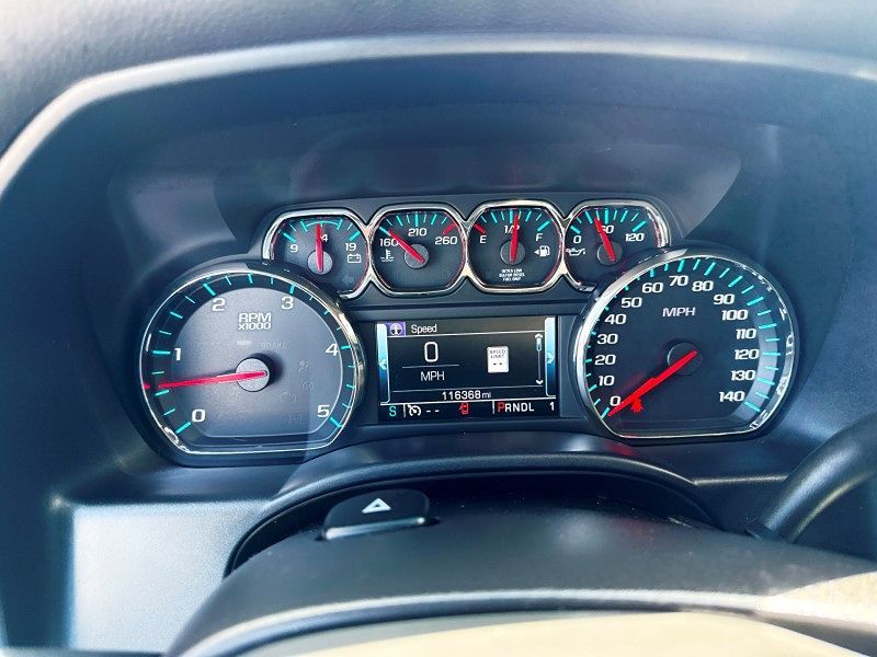 2017 Chevrolet Silverado 3500HD LT photo 20