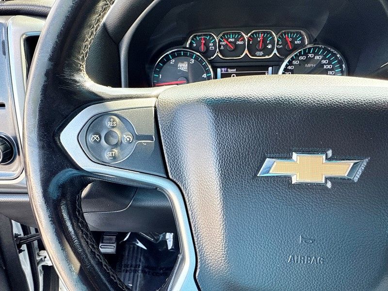 2017 Chevrolet Silverado 3500HD LT photo 27