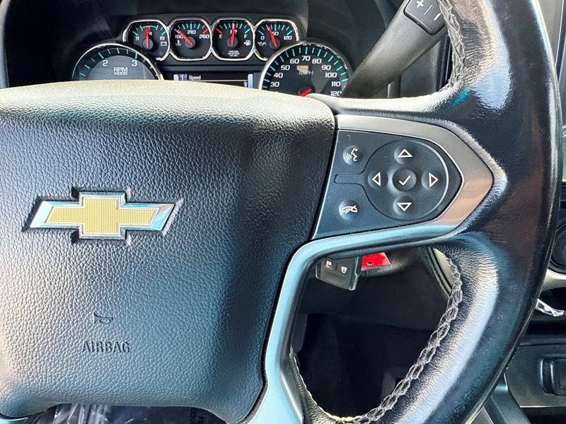 2017 Chevrolet Silverado 3500HD LT photo 28