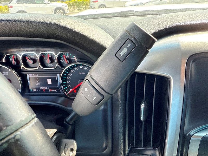 2017 Chevrolet Silverado 3500HD LT photo 29