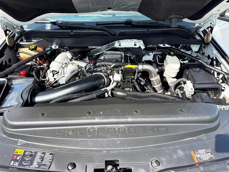 2017 Chevrolet Silverado 3500HD LT photo 37