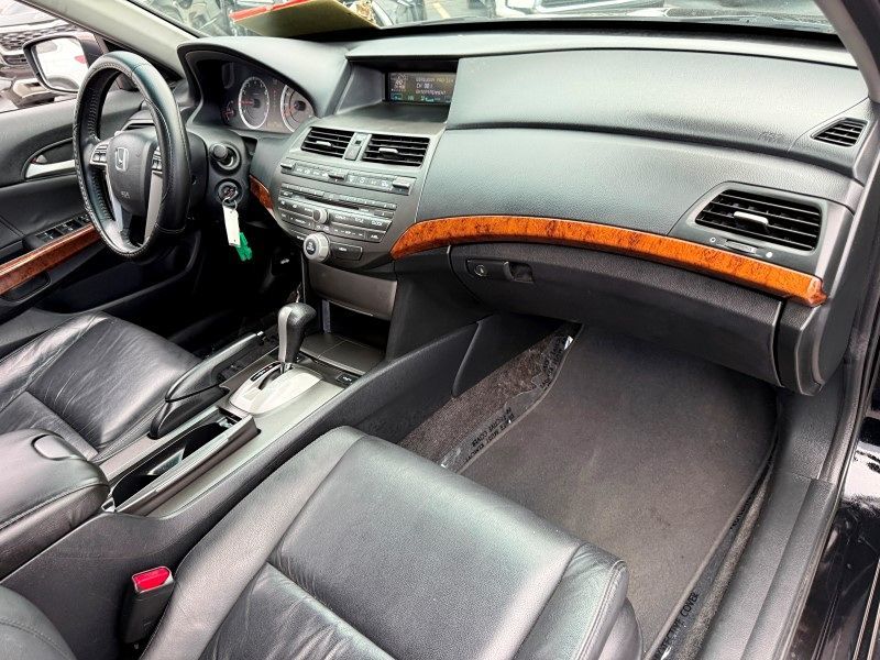 2012 Honda Accord EX-L photo 12