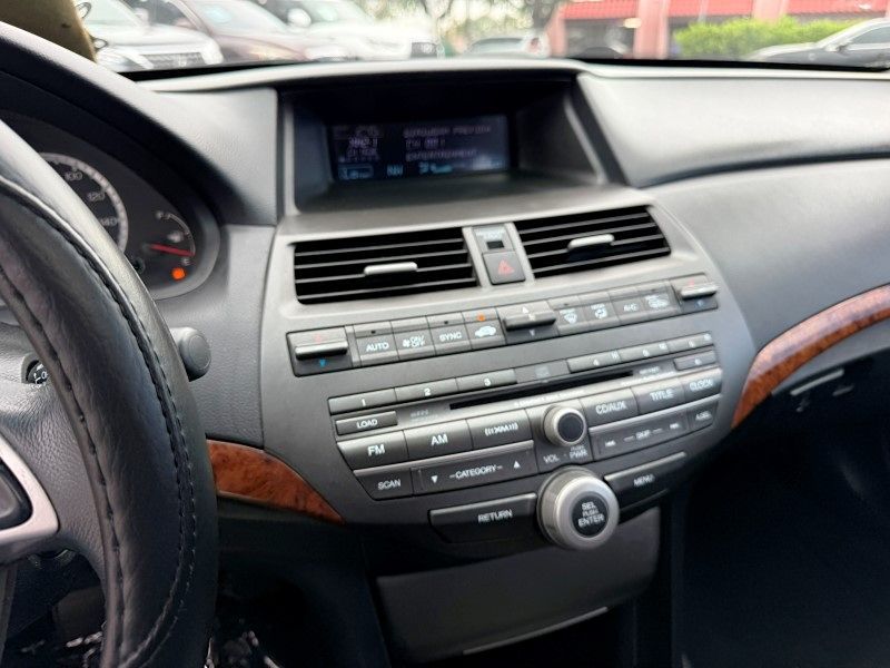 2012 Honda Accord EX-L photo 18