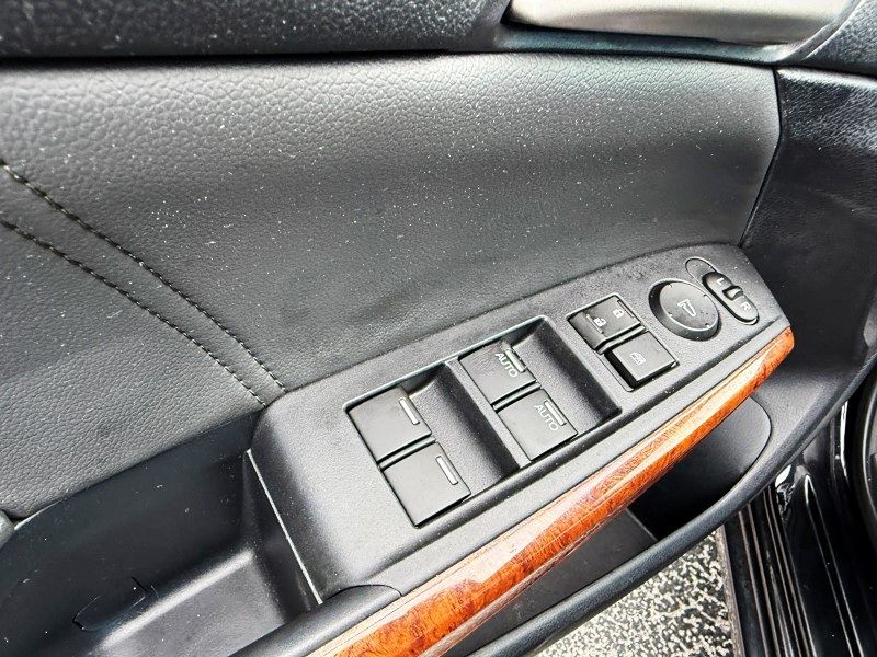 2012 Honda Accord EX-L photo 24