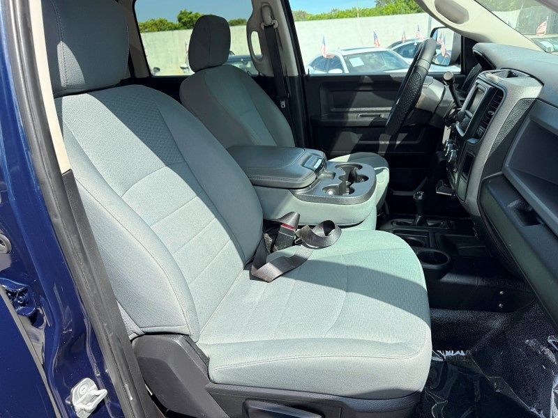 2018 Ram 2500 Tradesman photo 16