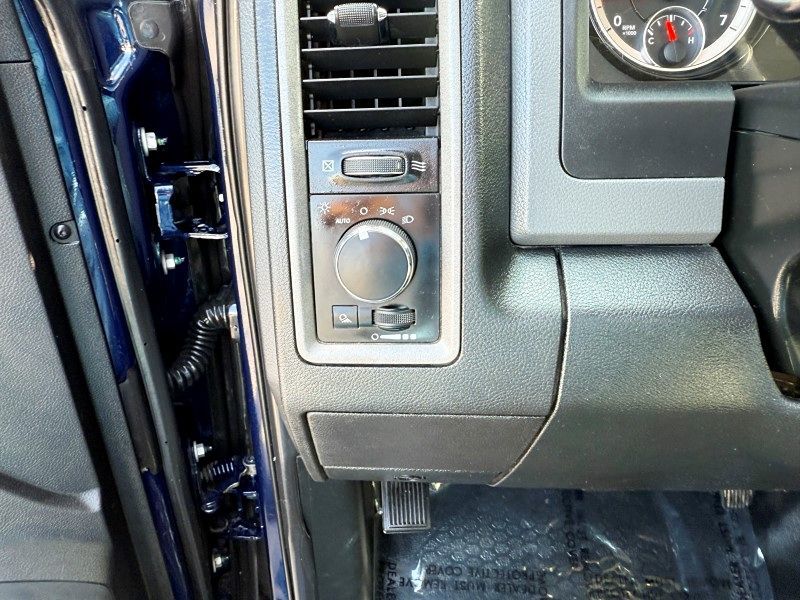 2018 Ram 2500 Tradesman photo 30
