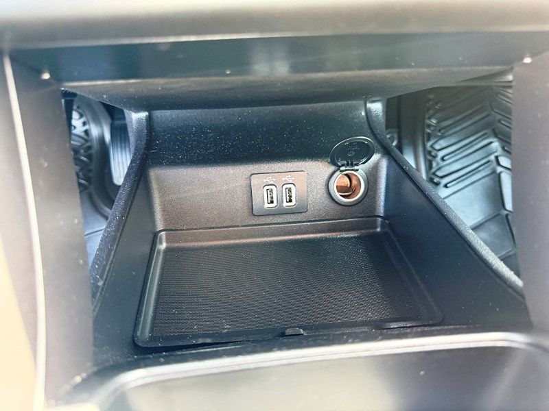 2020 Ford Fusion SEL photo 27