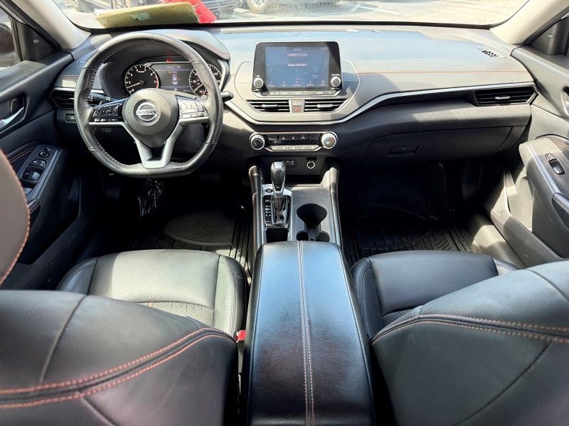 2021 Nissan Altima 2.5 SR photo 18