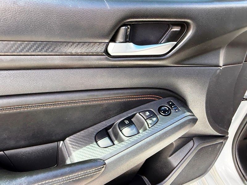 2021 Nissan Altima 2.5 SR photo 29