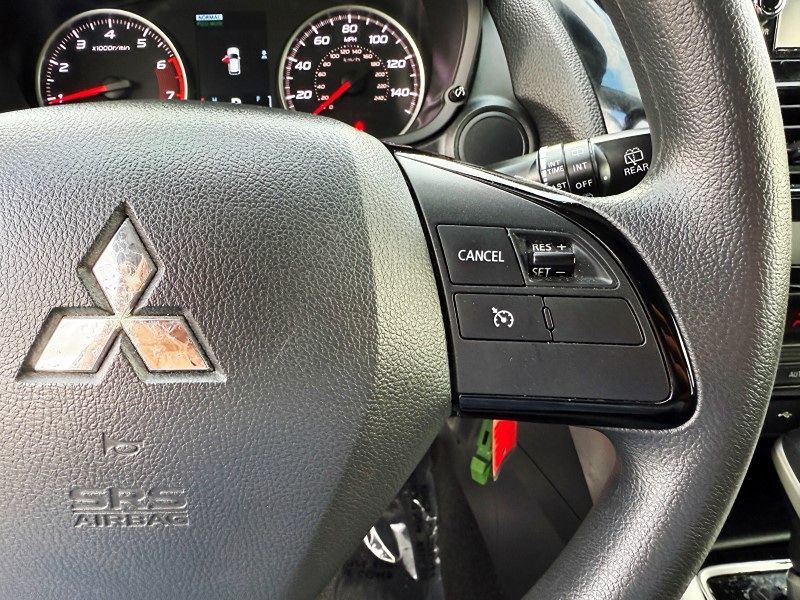 2022 Mitsubishi Eclipse Cross ES - Photo 26