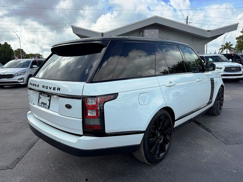 2014 Land Rover Range Rover SuperCharged photo 3