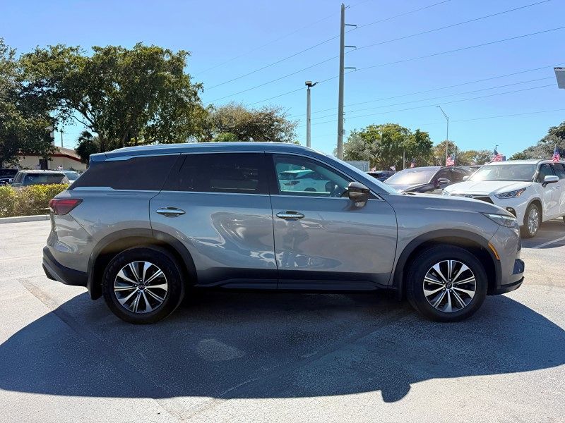 2023 INFINITI QX60 LUXE - Photo 4