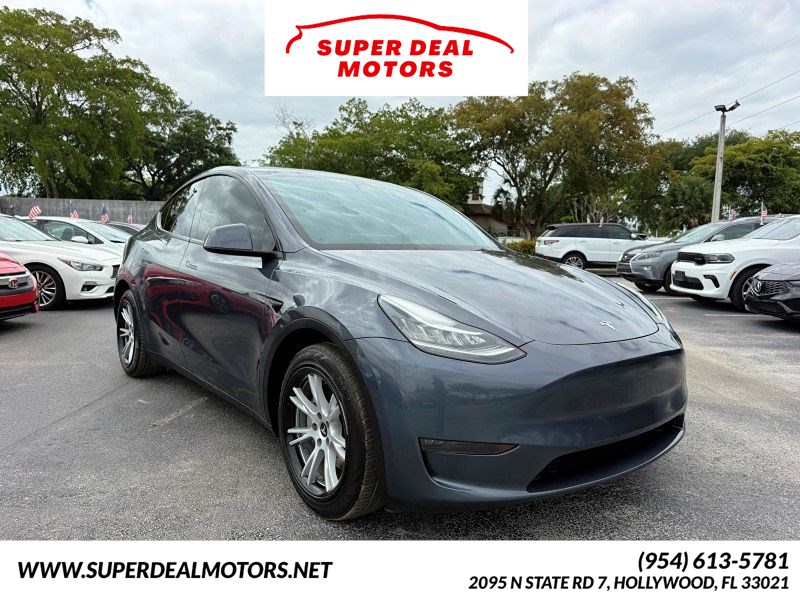 2023 Tesla Model Y Long Range Dual Motor All-Wheel Drive's photo