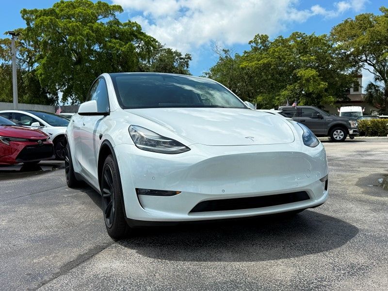 2021 Tesla Model Y Long Range - Photo 3