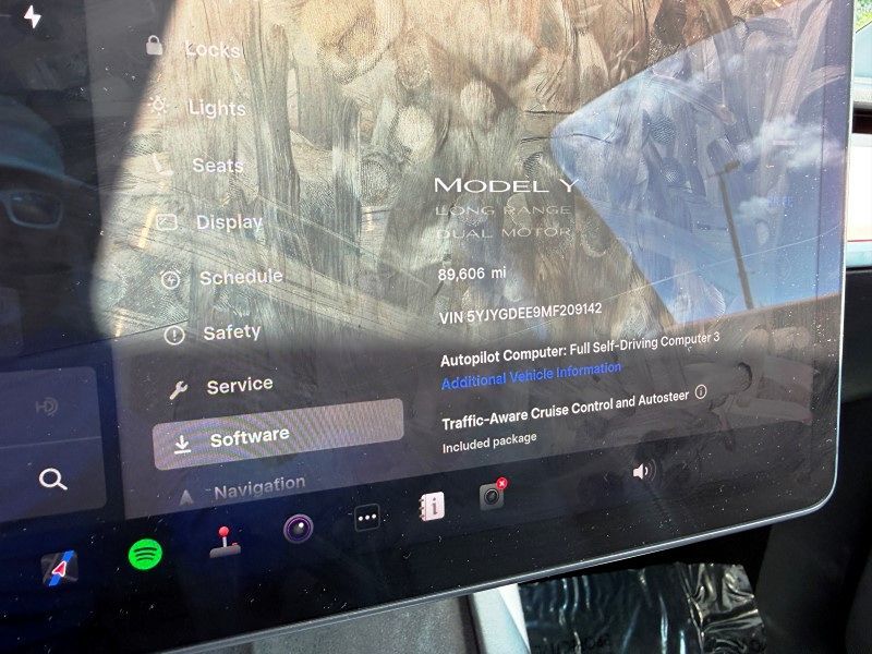 2021 Tesla Model Y Long Range - Photo 23