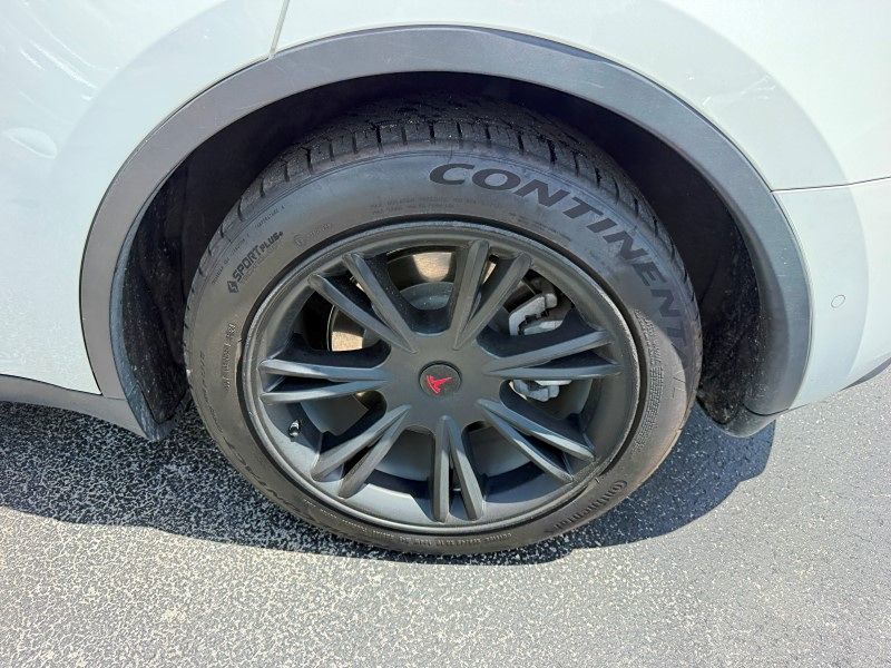 2021 Tesla Model Y Long Range - Photo 38