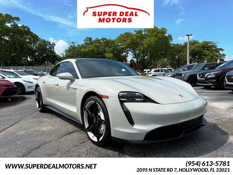2022 Porsche Taycan -'s photo